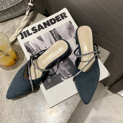 Γυναικεία καθημερινά παπούτσια με διακοσμητικές πέτρες - μυτερό μοντέλο