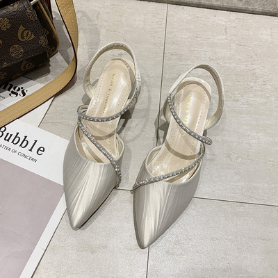 Γυναικεία έκο δερμάτινα υποδήματα με διακοσμητικές  πέτρες - μυτερό μοντέλο