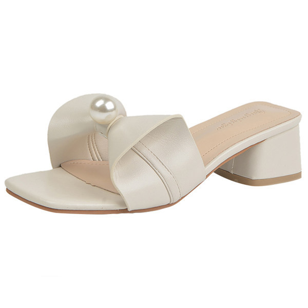 Naiste sussid kandilise kontsaga nahast paela ja pärliga