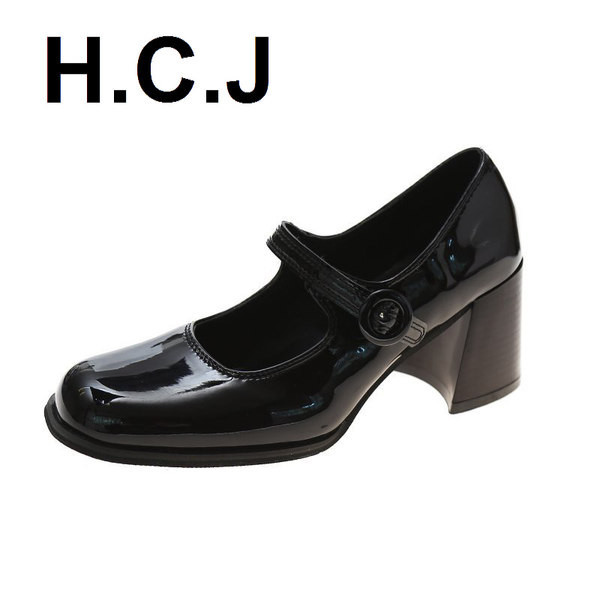 Musta ja pruuni värvi paksu kontsaga naiste nahast kingad