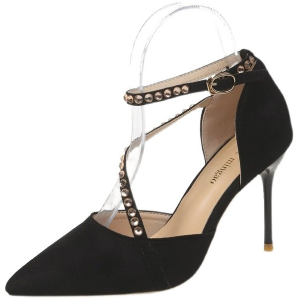 Stiilsed kivikestega teravatipulised kingad