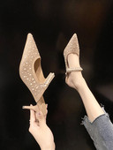 Naiste teravatipulised pärli kaunistusega kingad - kaks mudelit