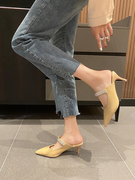 Naiste teravatipulised pärli kaunistusega kingad - kaks mudelit