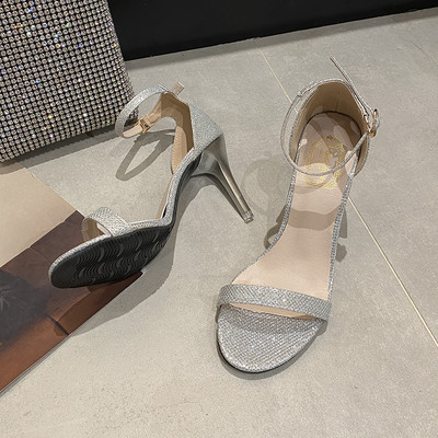 Naiste elegantsed õhukese kontsaga sandaalid