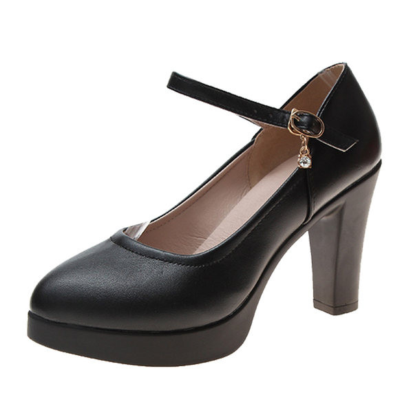 Naiste kõrge kontsaga kingad ökonahast metallist pandlaga