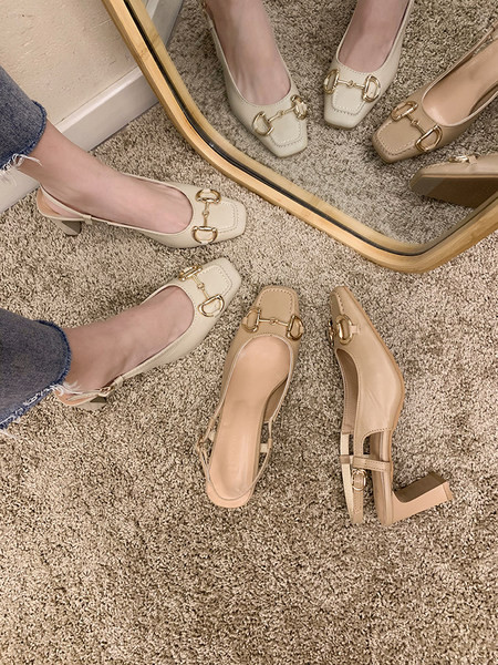 Γυναικεία έκο δερμάτινα παπούτσια με τακούνι 6 εκατοστά και μεταλλικό στοιχείο