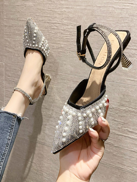Naiste terava otsaga sandaalid pandla pärlite ja dekoratiivkividega