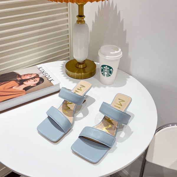 Γυναικείες έκο δερμάτινες παντόφλες  με τακούνι