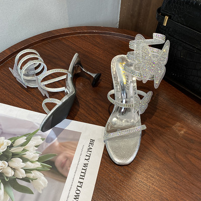 Γυναικεία σανδάλια με διακοσμητικές πέτρες και τακούνι 7,5 cm