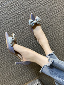 Μυτερό  μοντέλο γυναικεία παπούτσια με κορδέλα