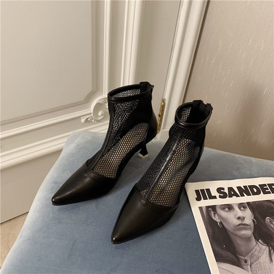 Γυναικεία παπούτσια με τακούνι  και πλέγμα