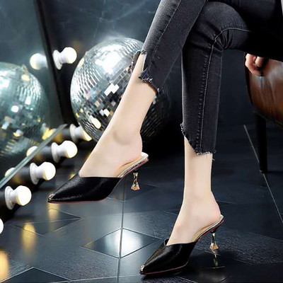 Γυναικείες παντόφλες μυτερό μοντέλο με τακούνι  6 cm