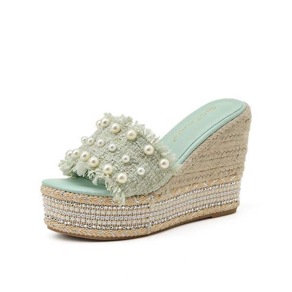 Παντόφλες casual γυναίκες με πέτρές  και πλατφόρμα 11,5 cm