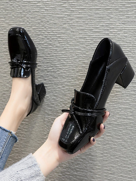 Γυναικεία έκο δερμάτινα παπούτσια με τακούνι 5 εκατοστά με διακοσμητικά κορδόνια  3D