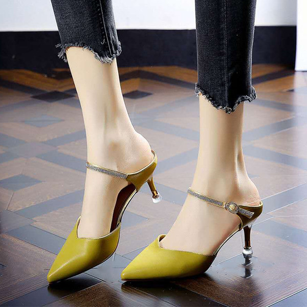 Νέο μοντέλο γυναικείες παντόφλες με διακοσμητικές πέτρες