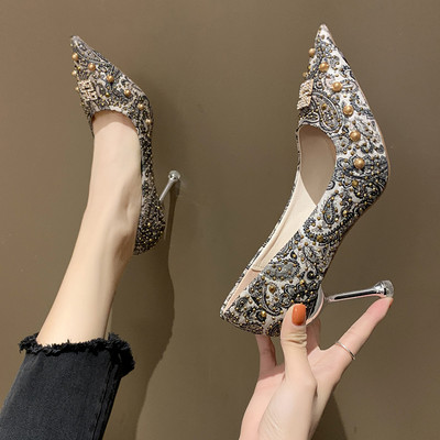 8 cm kontsaga, kividest ja pärlitest kaunistusega kirjud naiste kingad - teravatipulised