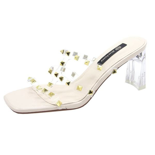 Γυναικείες μοντέρνες παντόφλες με τρουξ και χοντρό τακούνι