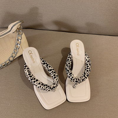 Γυναικείες παντόφλες σε τέσσερα χρώματα με τακούνι