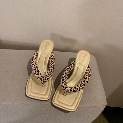 Γυναικείες παντόφλες σε τέσσερα χρώματα με τακούνι