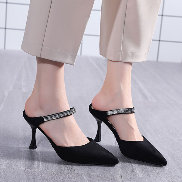 Νέο μοντέλο γυναικείες παντόφλες με πέτρες