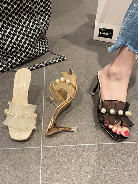 Γυναικείες παντόφλες με πέρλες και τούλι - τακούνι 8 cm