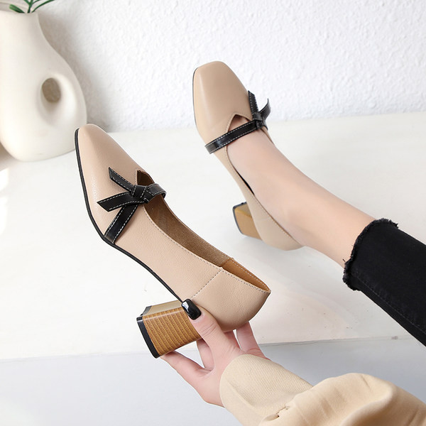 Uus mudel eco-nahast dekoratiivsete rihmadega naiste kinnised kingad