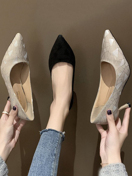 Нов модел стилни дамски обувки от плат с тънък 6 см ток 