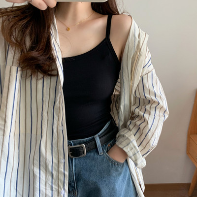 Õhukeste rihmade ja ovaalse kaelusega vabaaja naiste topp