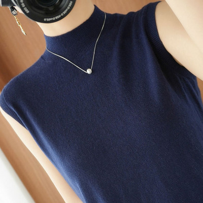 Γυναικεία αμάνικη πλεκτή μπλούζα με κολάρο