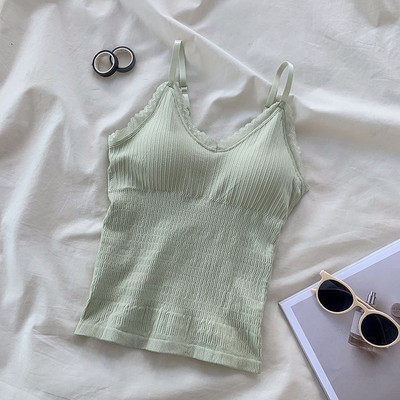 Peenikeste rihmade ja pitsiga naiste topp – mitmes värvitoonis