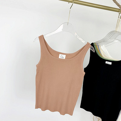 Μοντέρνα γυναικεία αμάνικη μπλούζα με στρογγυλή λαιμόκοψη και φαρδιά τιραντάκια