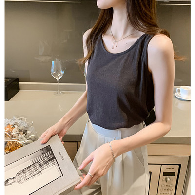 Naiste lai ümara kaelusega topp – kaks mudelit