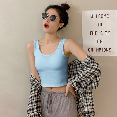 Naiste topp erinevates värvides - mitu mudelit