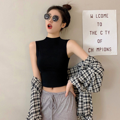 Naiste topp erinevates värvides - mitu mudelit