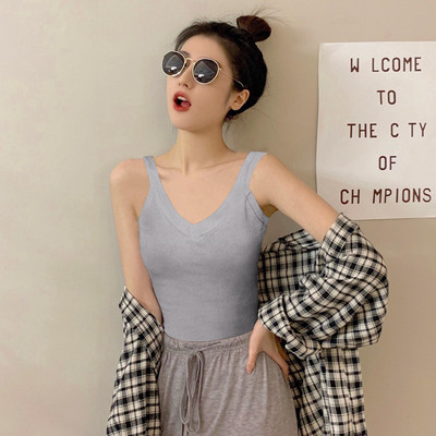 Naiste topp erinevates värvides - mitu mudelit