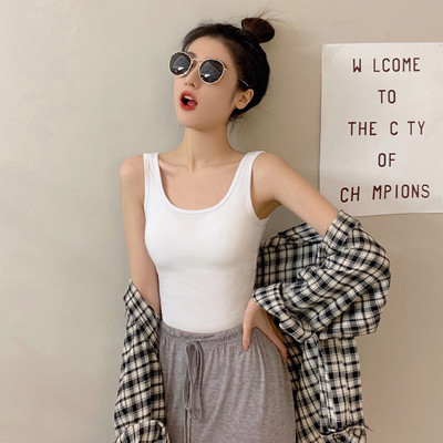 Naiste topp erinevates värvides - mitu mudelit