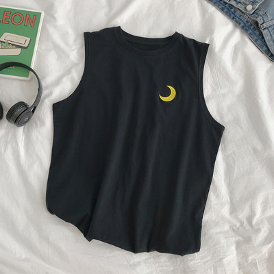 Γυναικεία αμάνικη  μπλούζα με κέντημα και στρογγυλή λαιμόκοψη