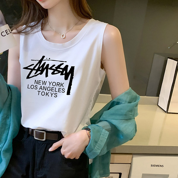 Ümara kaelusega vabaaja naiste topp – erinevad rakendused