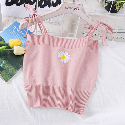 Καθημερινή αμάνικη μπλούζα με λεπτά τιραντάκια και κεντήματα