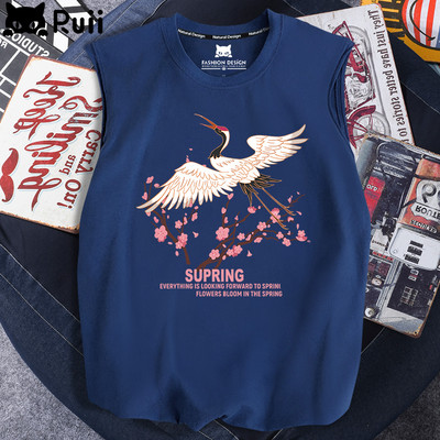 Uus mudel naiste ovaalse dekoltee ja aplikatsiooniga topp