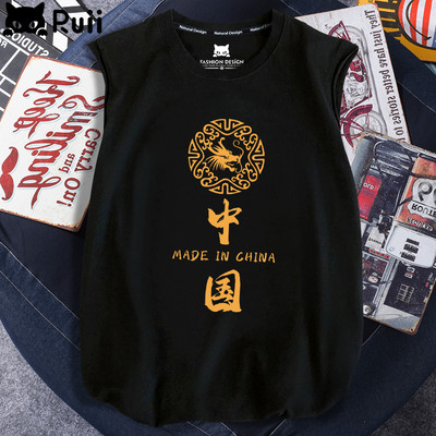 Uus mudel naiste ovaalse dekoltee ja aplikatsiooniga topp