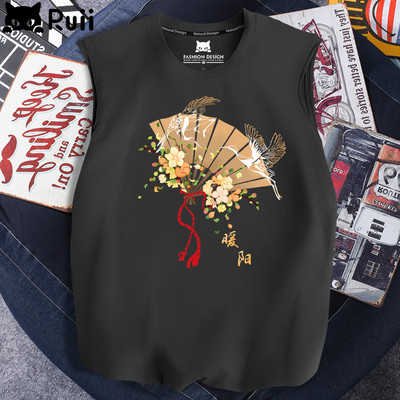 Uus mudel naiste ovaalse dekoltee ja aplikatsiooniga topp