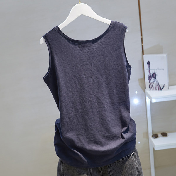 Aplikatsiooniga naiste topp – kolm mudelit