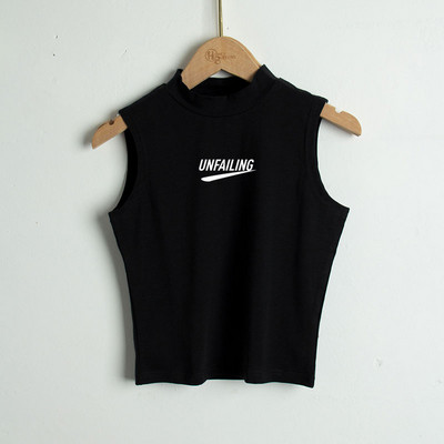 Γυναικεία αμάνικη μπλούζα με επιγραφή και χαμηλό γιακά