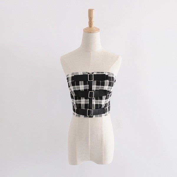 Naiste ruuduline rinnatükk nahkrihmade ja metallelemendiga