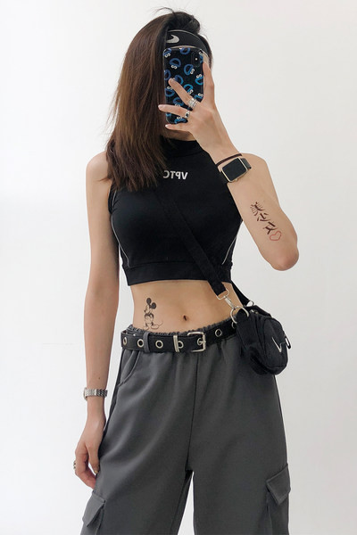 Uue mudeli lühike naiste topp polo krae ja pealdistrükiga