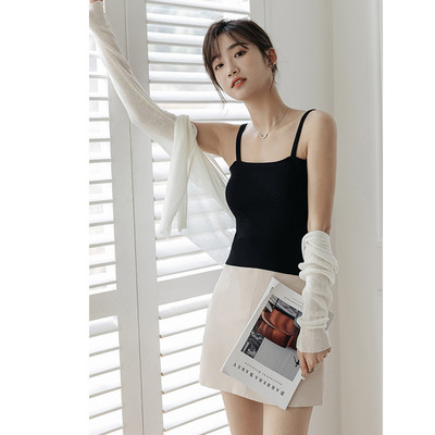 Naiste velvetist topp ja mitmes värvitoonis õhukesed rihmad