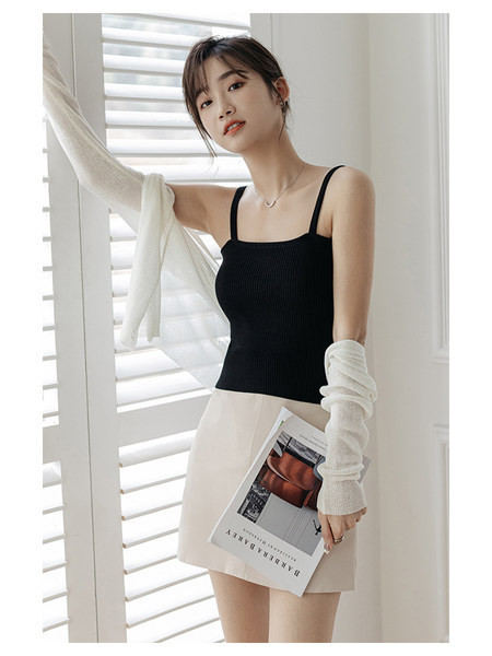 Naiste velvetist topp ja mitmes värvitoonis õhukesed rihmad