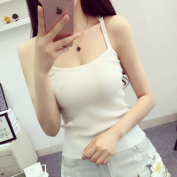 Pitsi ja peenikeste rihmadega naiste topp – mitmes värvitoonis