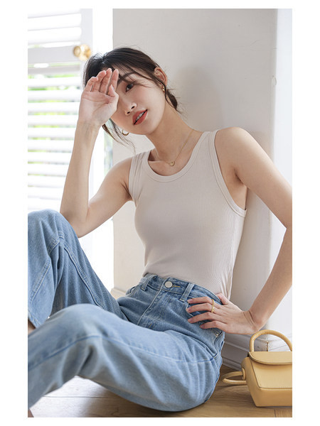 Naiste ühevärviline mitmes värvitoonis laiade rihmadega topp